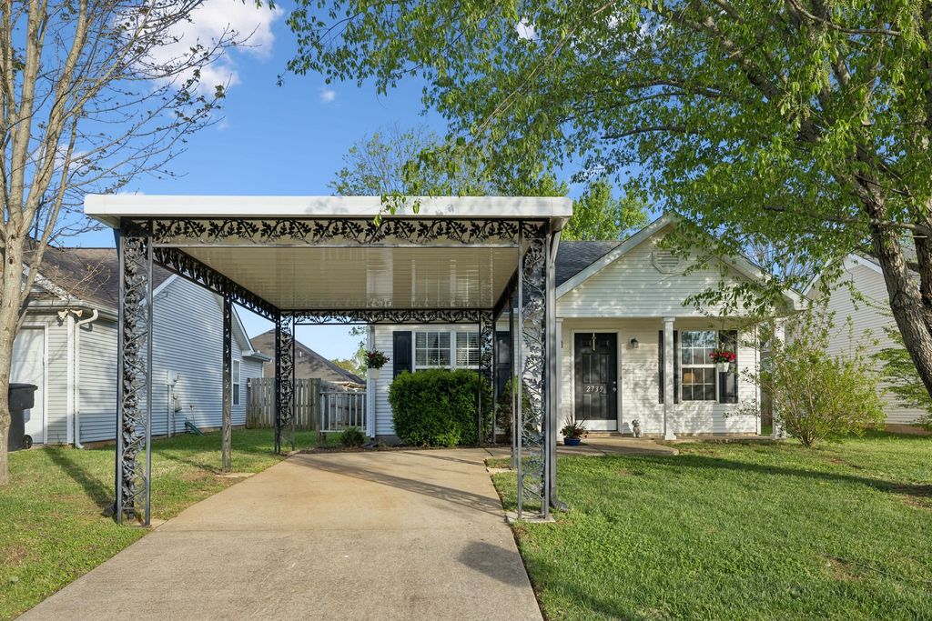 2739 Oxford Hall Ave, Murfreesboro
