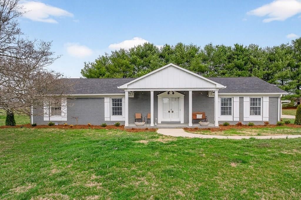 Photo of Listing #3169940