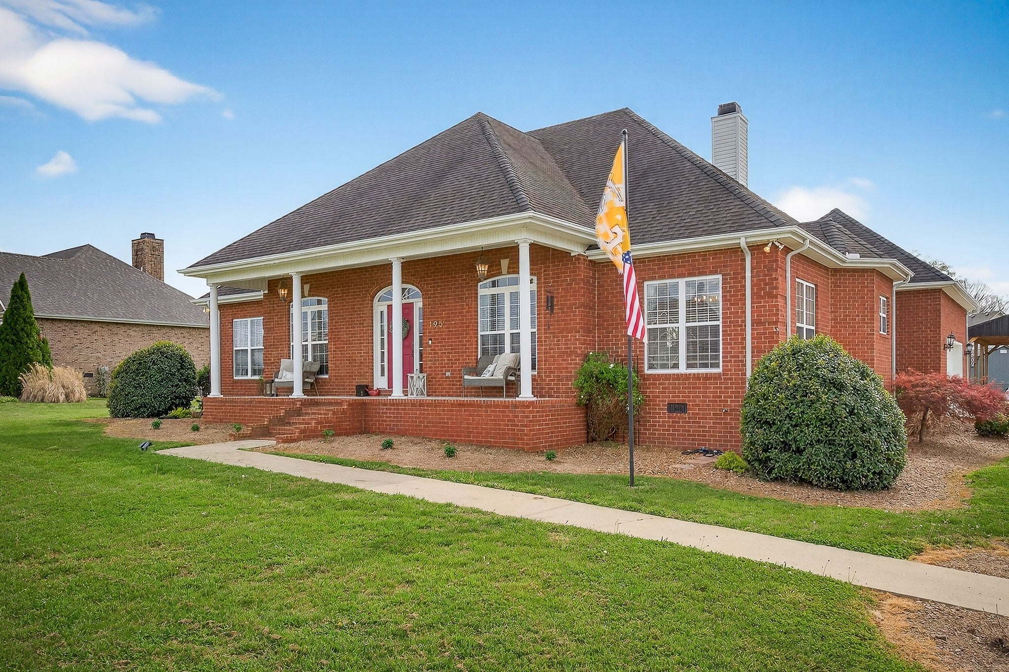 Photo of Listing #3169966