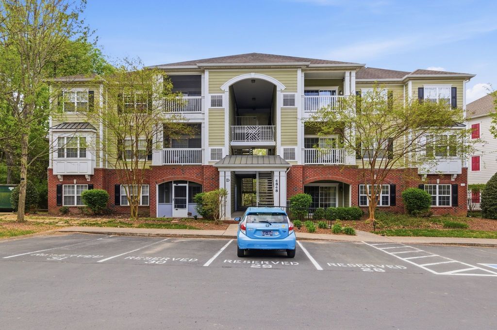4848 Bevendean Dr D9, Nashville