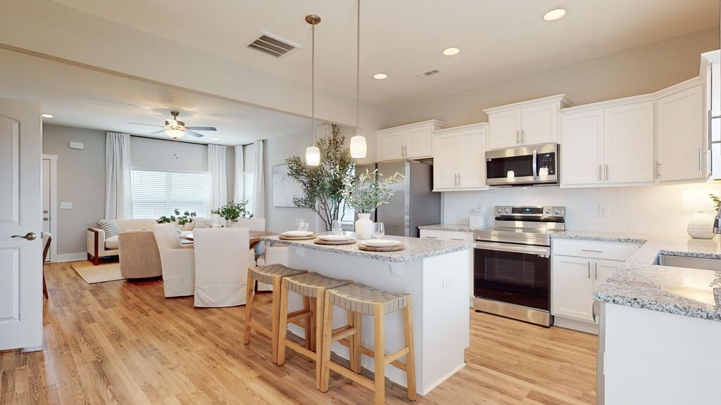 201 Dry Creek Commons, Goodlettsville