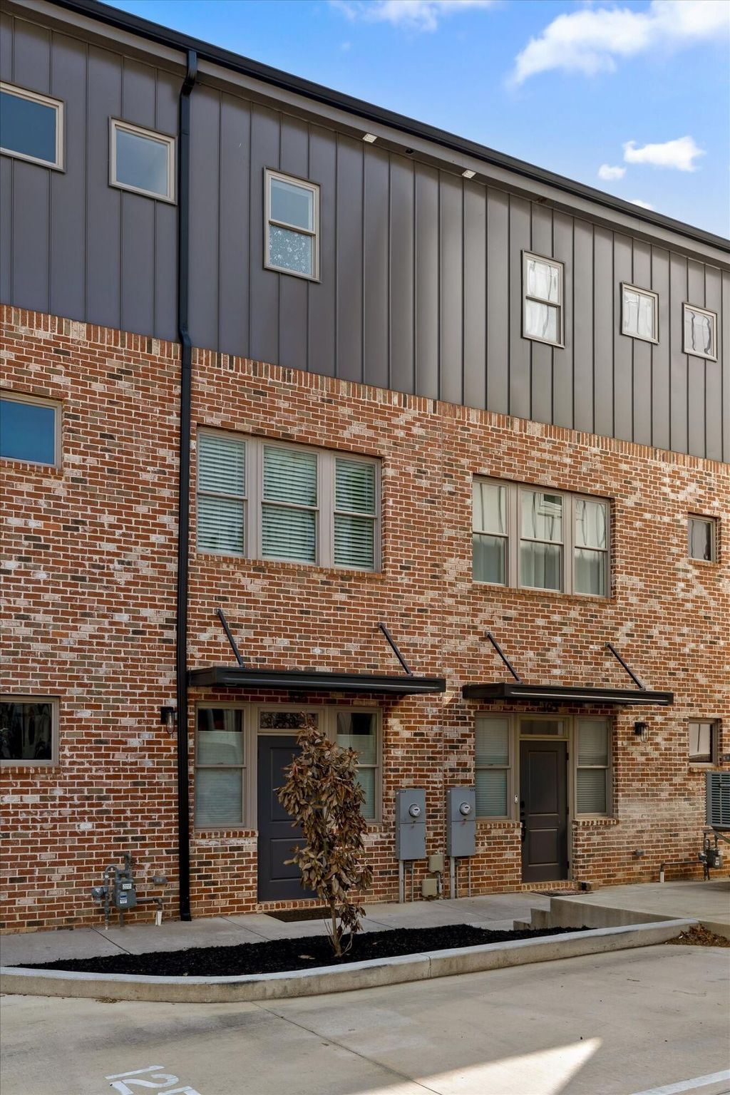 895 Cherokee Boulevard 105, Chattanooga