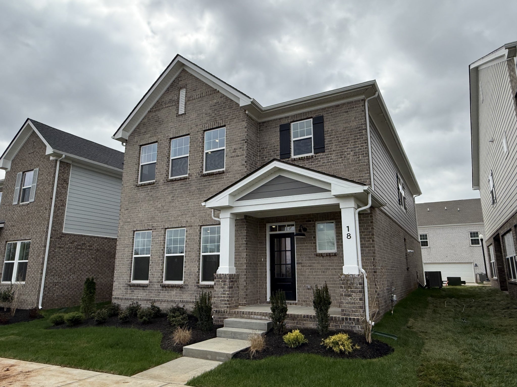 Photo of Listing #3171131