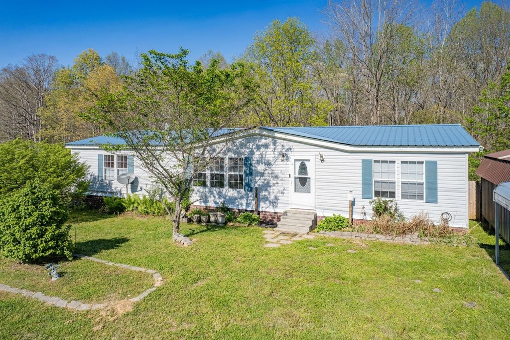 2056 Kristin Dr, Centerville