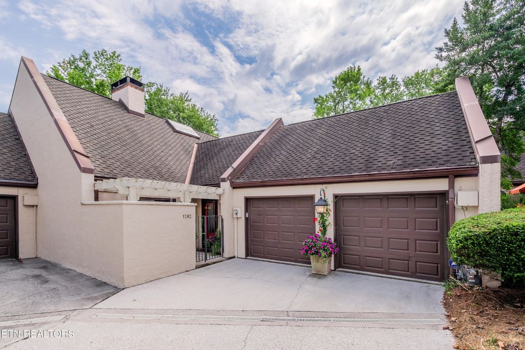 1282 Burgandy Place, Knoxville