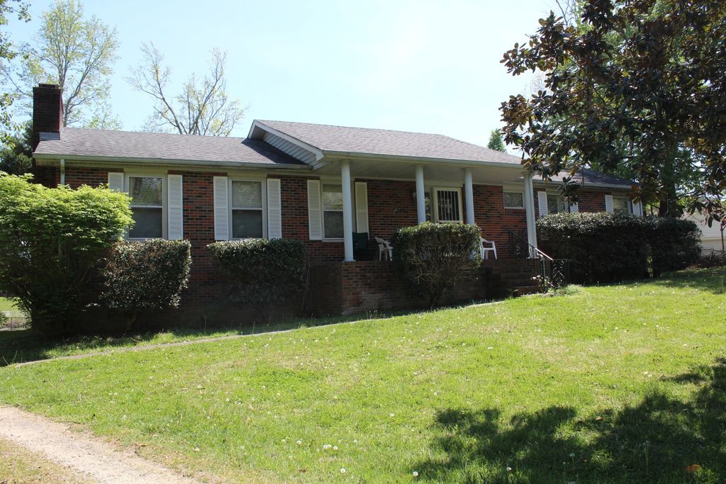 2134 Williamsburg Cir, Cookeville