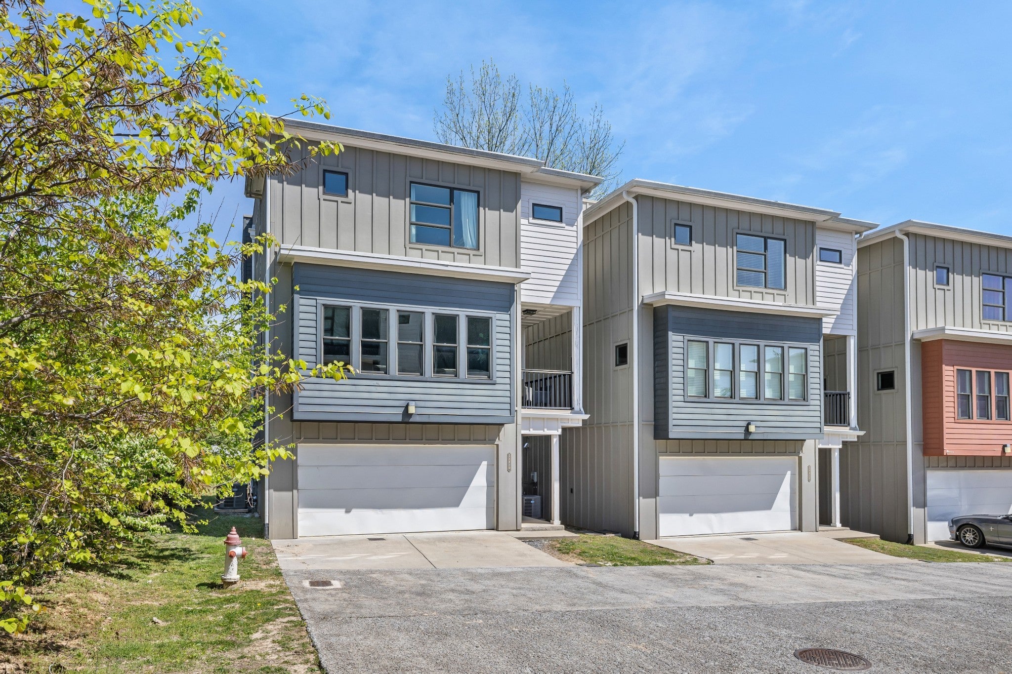 Photo of Listing #3173143