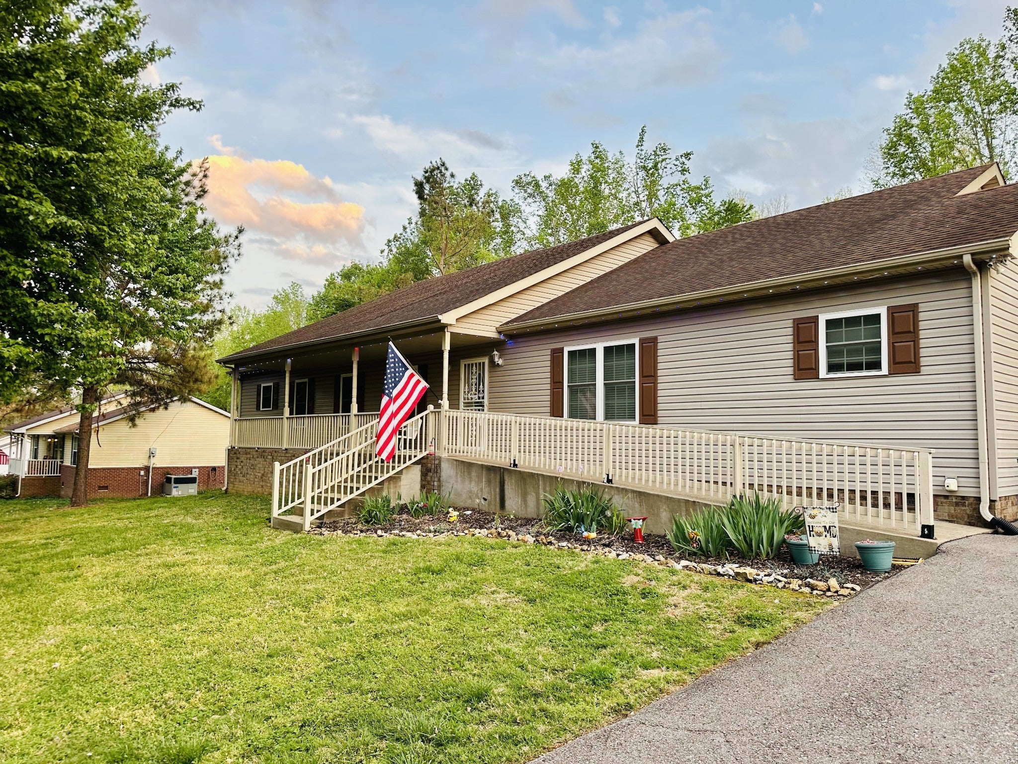 Photo of Listing #3173170