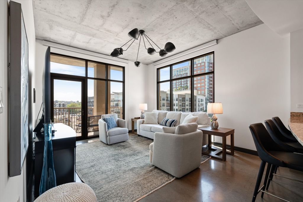 1510 Demonbreun St 711, Nashville