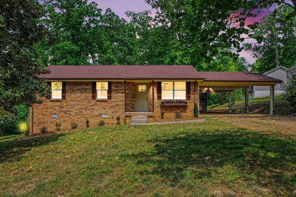 160 N Poole St, Ashland City