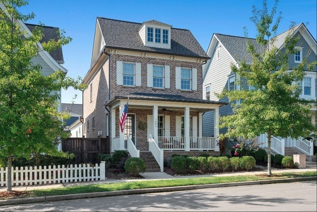 1085 Beckwith St, Franklin