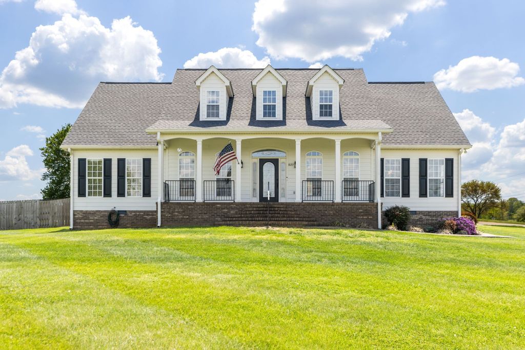 1633 Hayes Denton Rd, Columbia