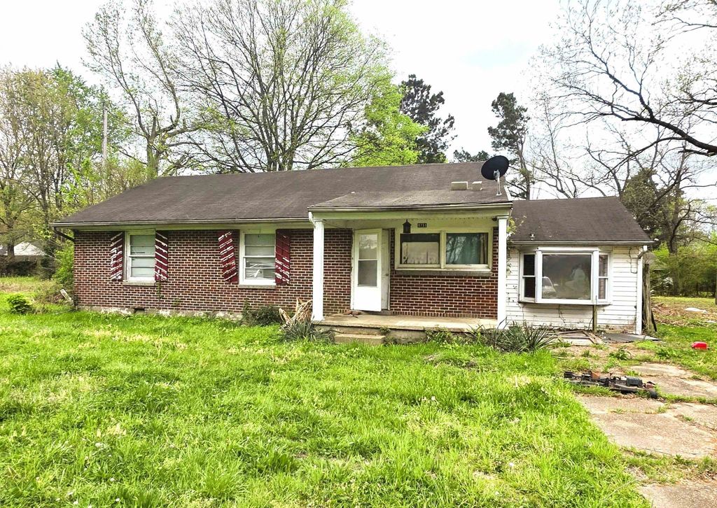 6751 Navy Rd, Millington