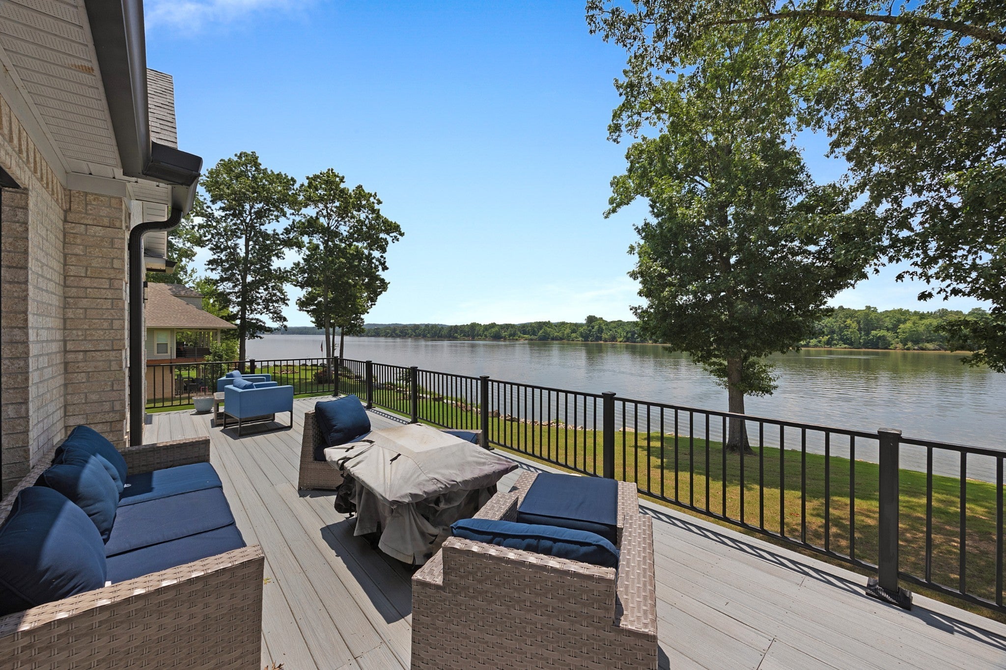 Photo of Listing #3173765