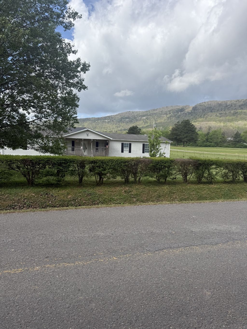 1791 W Valley Rd, Whitwell