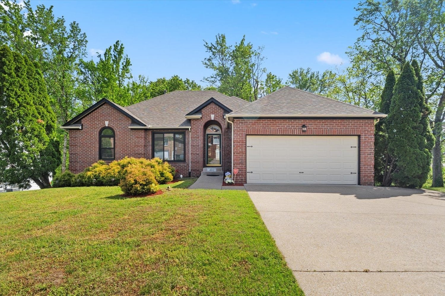 Photo of Listing #3175144