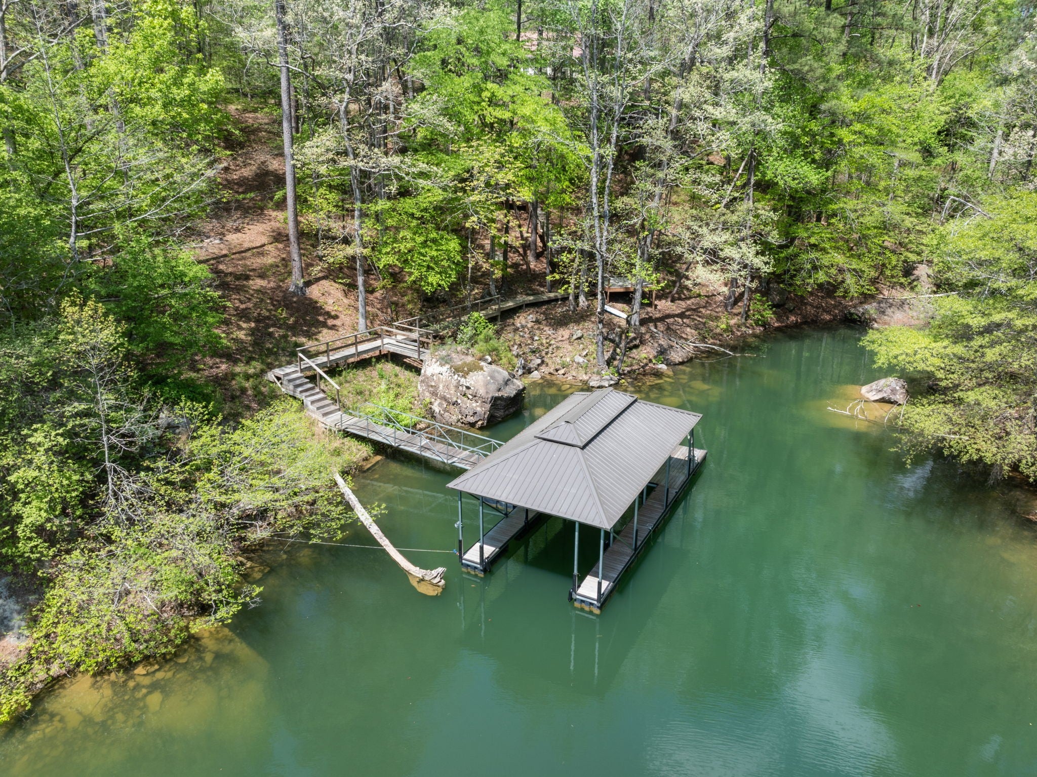 Photo of Listing #3175478