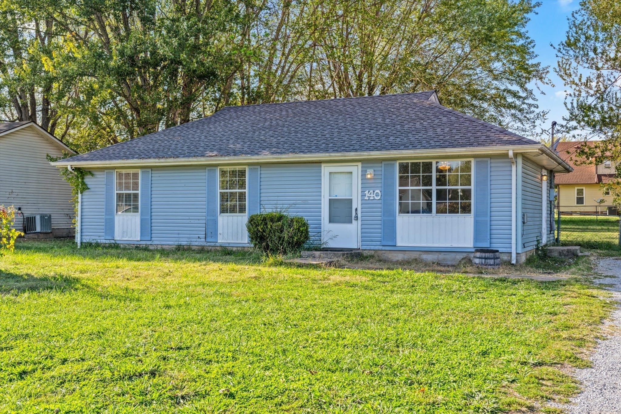 Photo of Listing #3175499