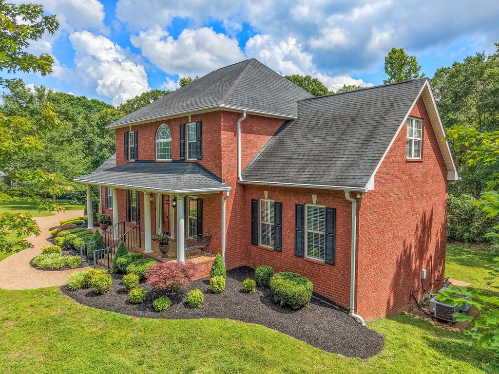 106 Meadowood Loop, Burns
