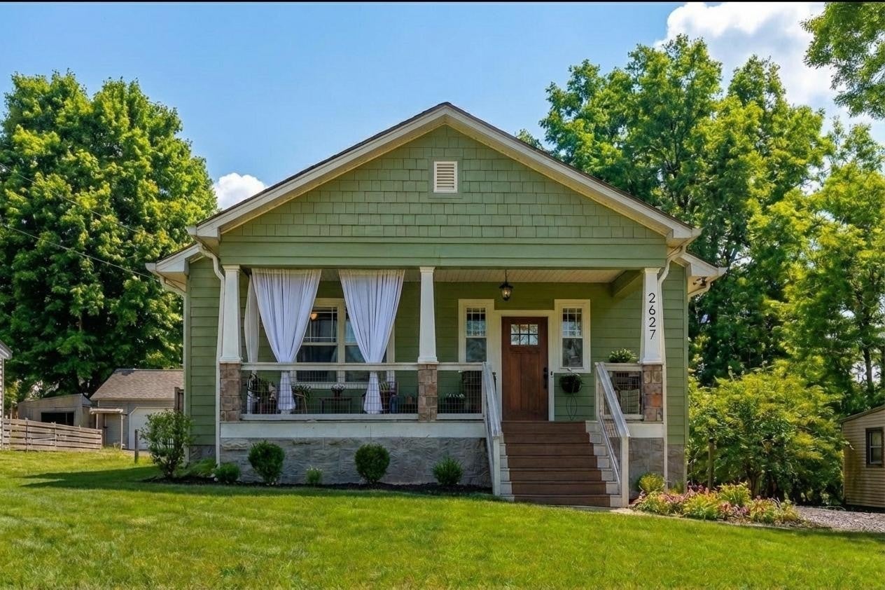 Photo of Listing #3175744