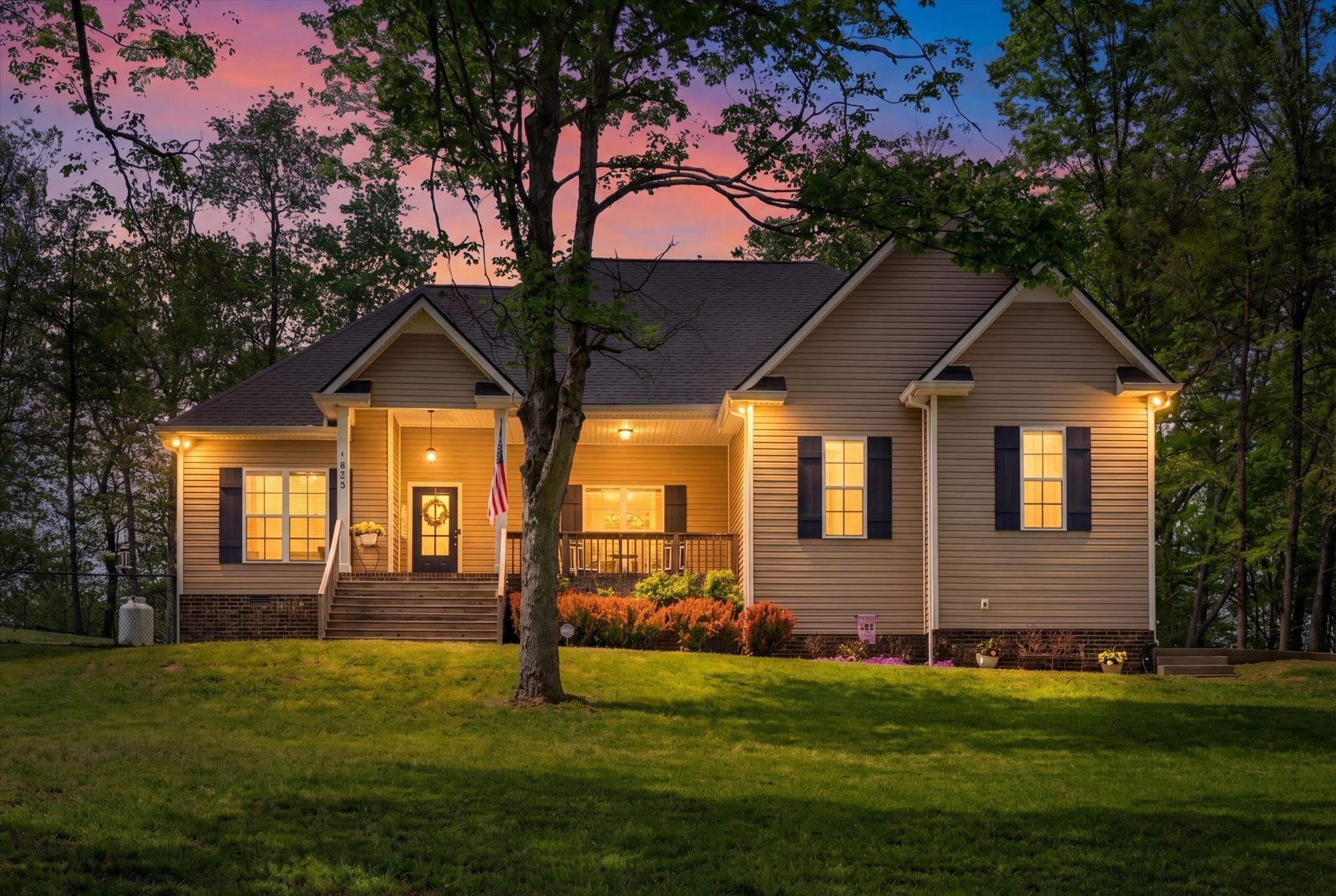 Photo of Listing #3176013