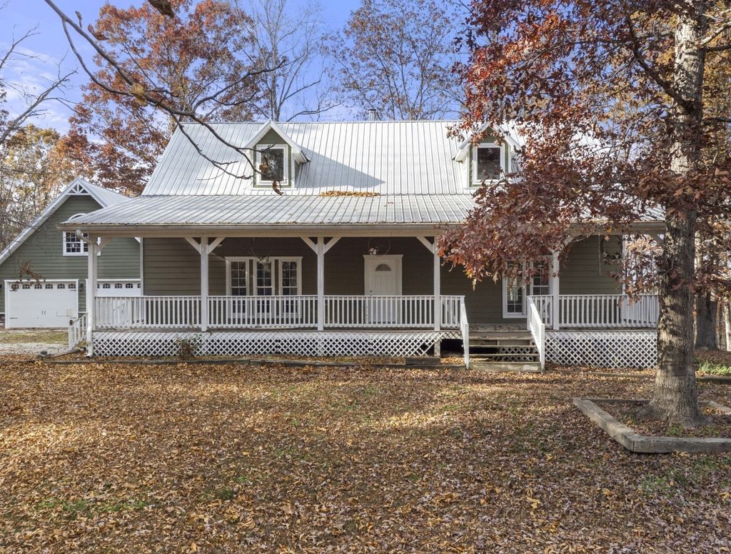 1148 Stoltz Rd, Centerville