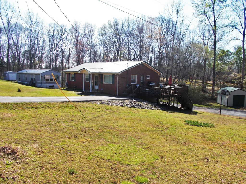 225 Cedar Hollow Dr, Camden