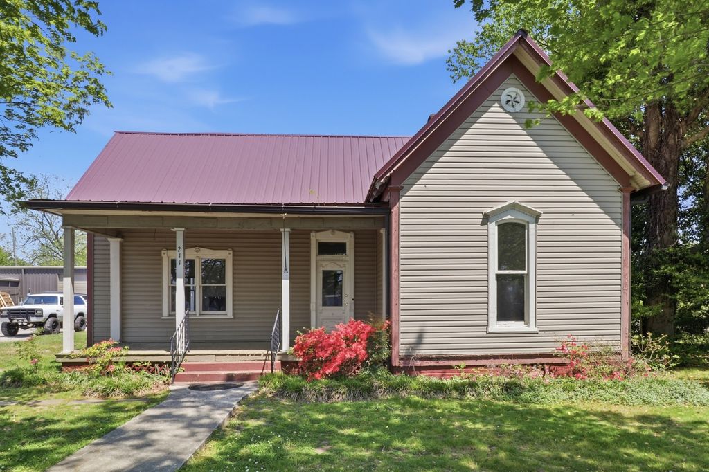 211 Se Atlantic St, Tullahoma