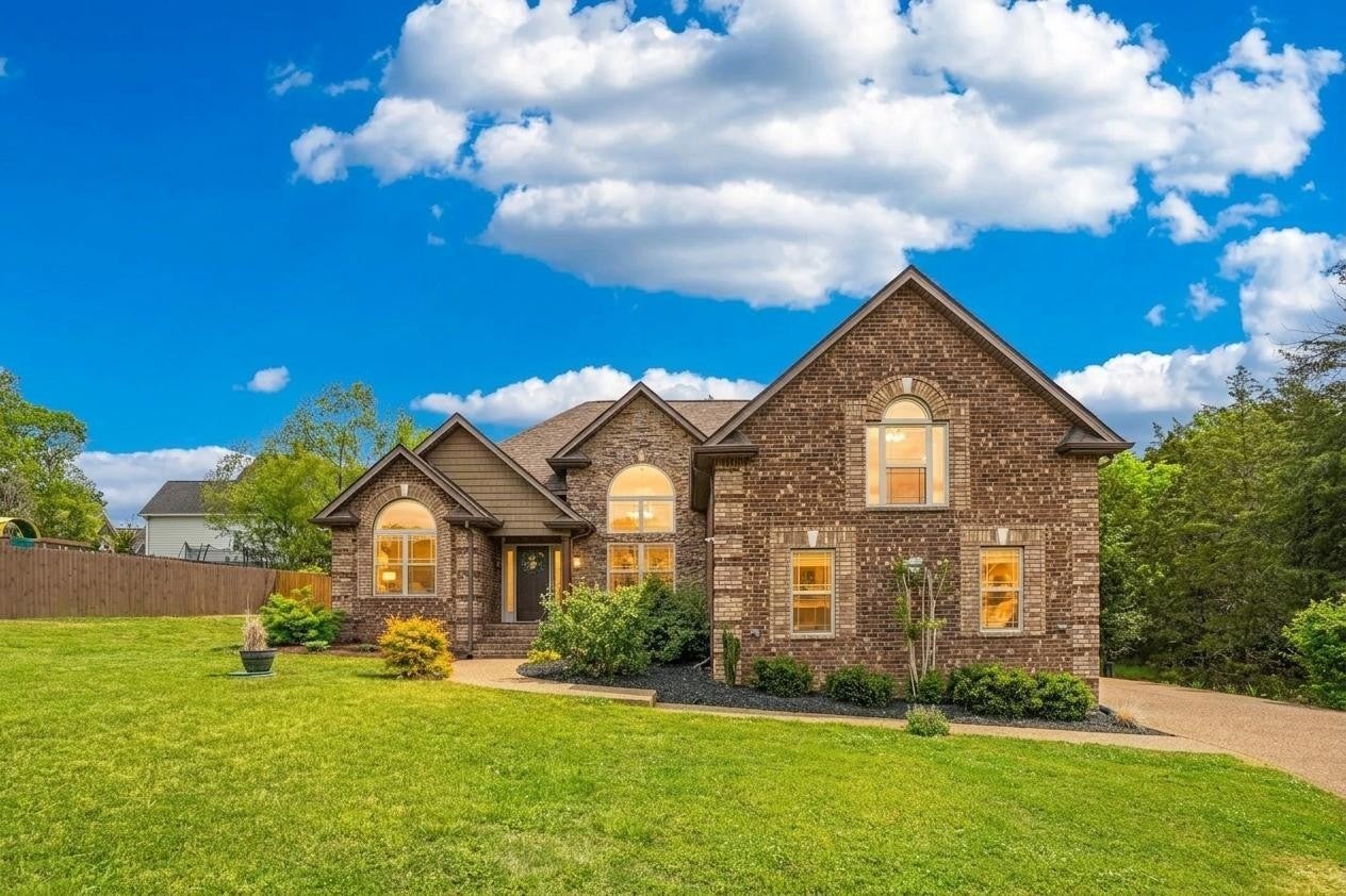 Photo of Listing #3176398