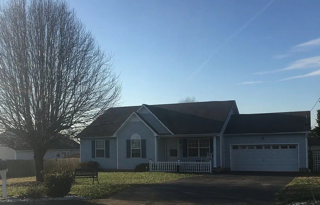 1706 Brittany Ct, Columbia