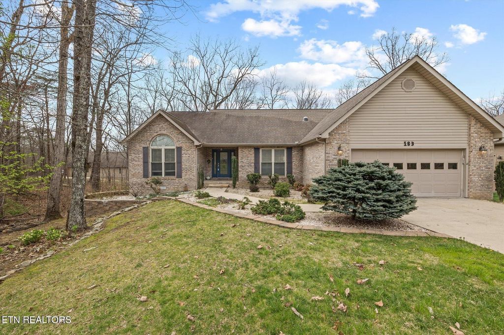 183 Trentwood Drive, Crossville