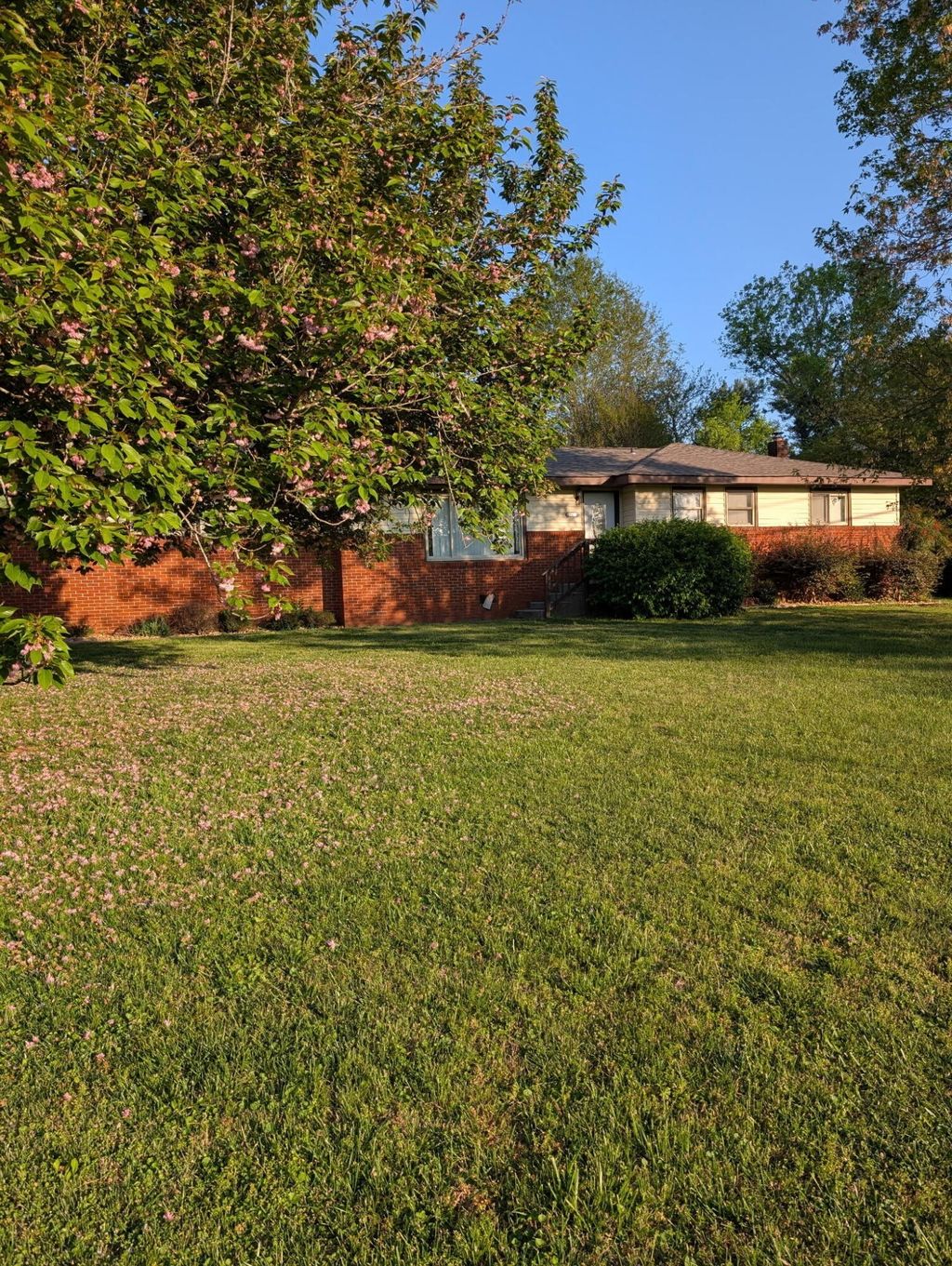 1239 Dossett Street, Athens