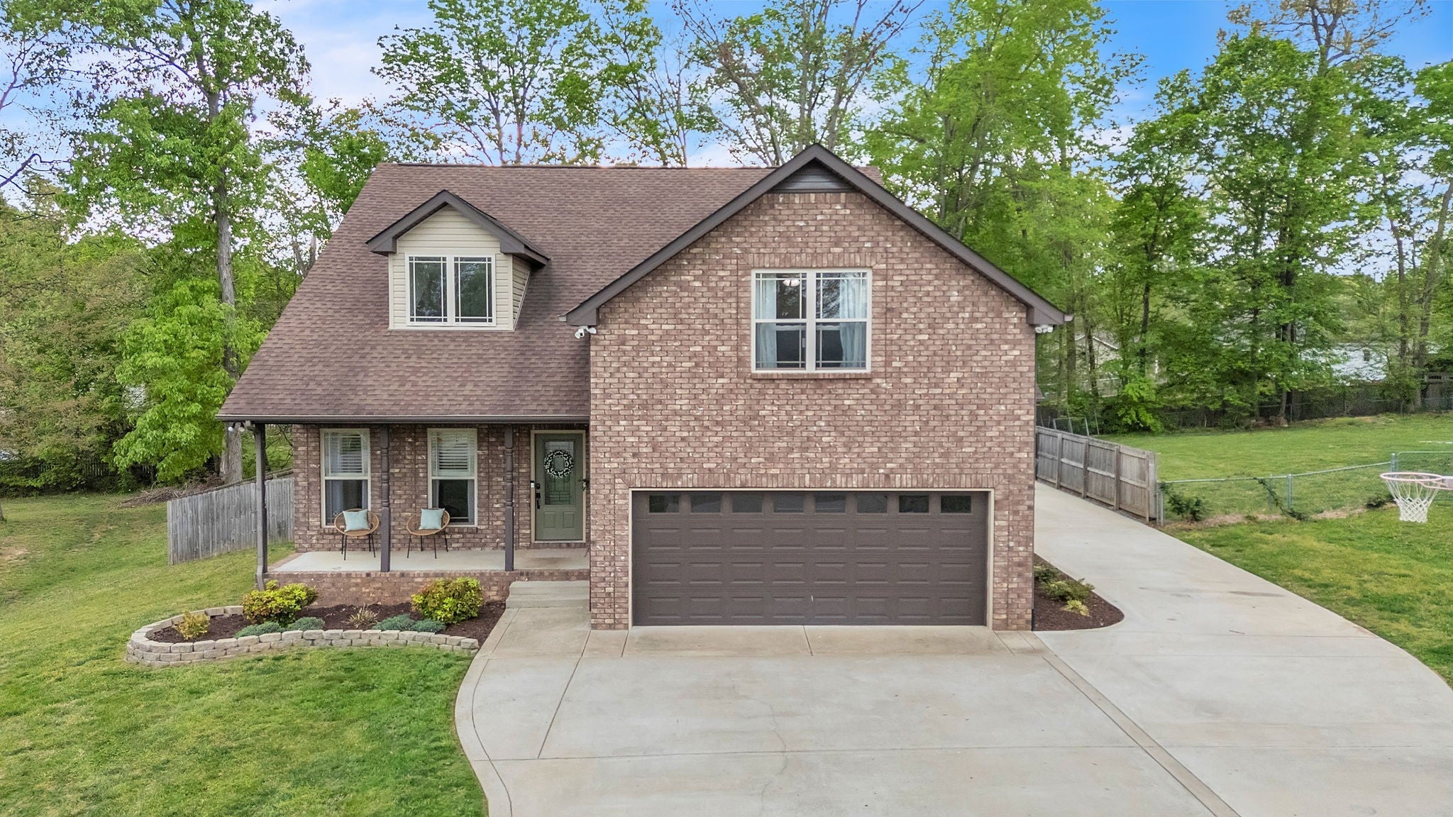 Photo of Listing #3177699