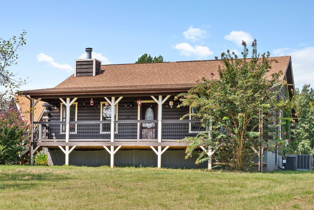 110 Jerry Smith Rd, Indian Mound