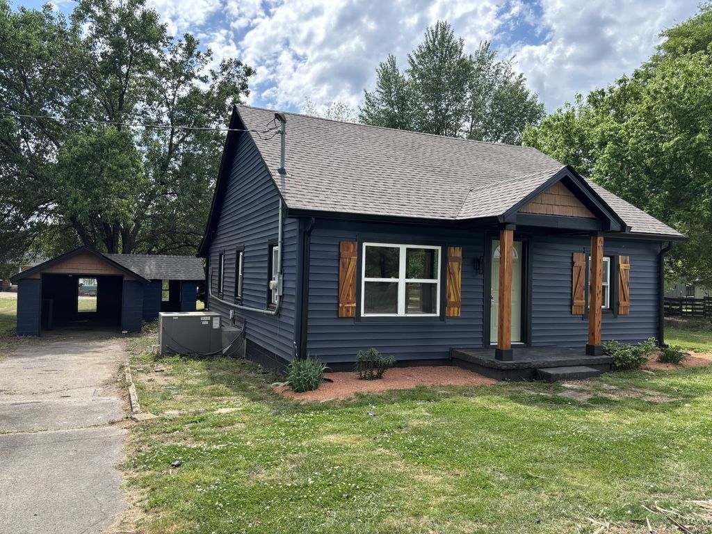 206 Wakefield Ave, Cornersville
