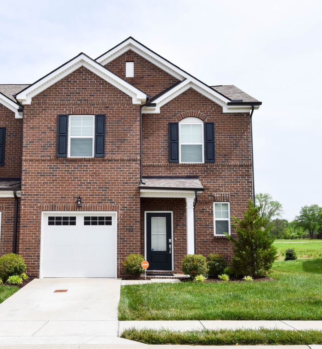 119 Fister Dr, Lebanon