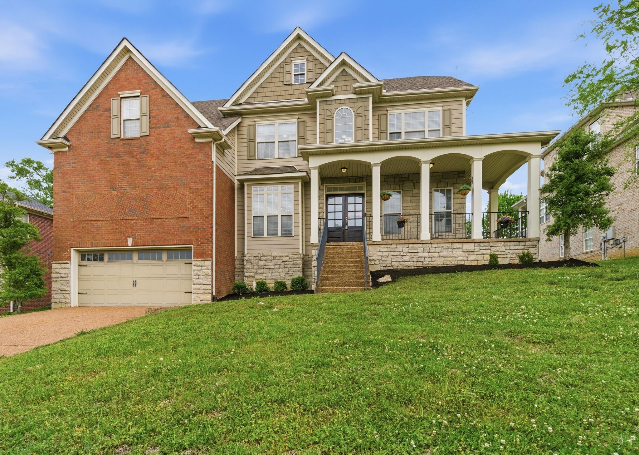 Photo of Listing #3178004