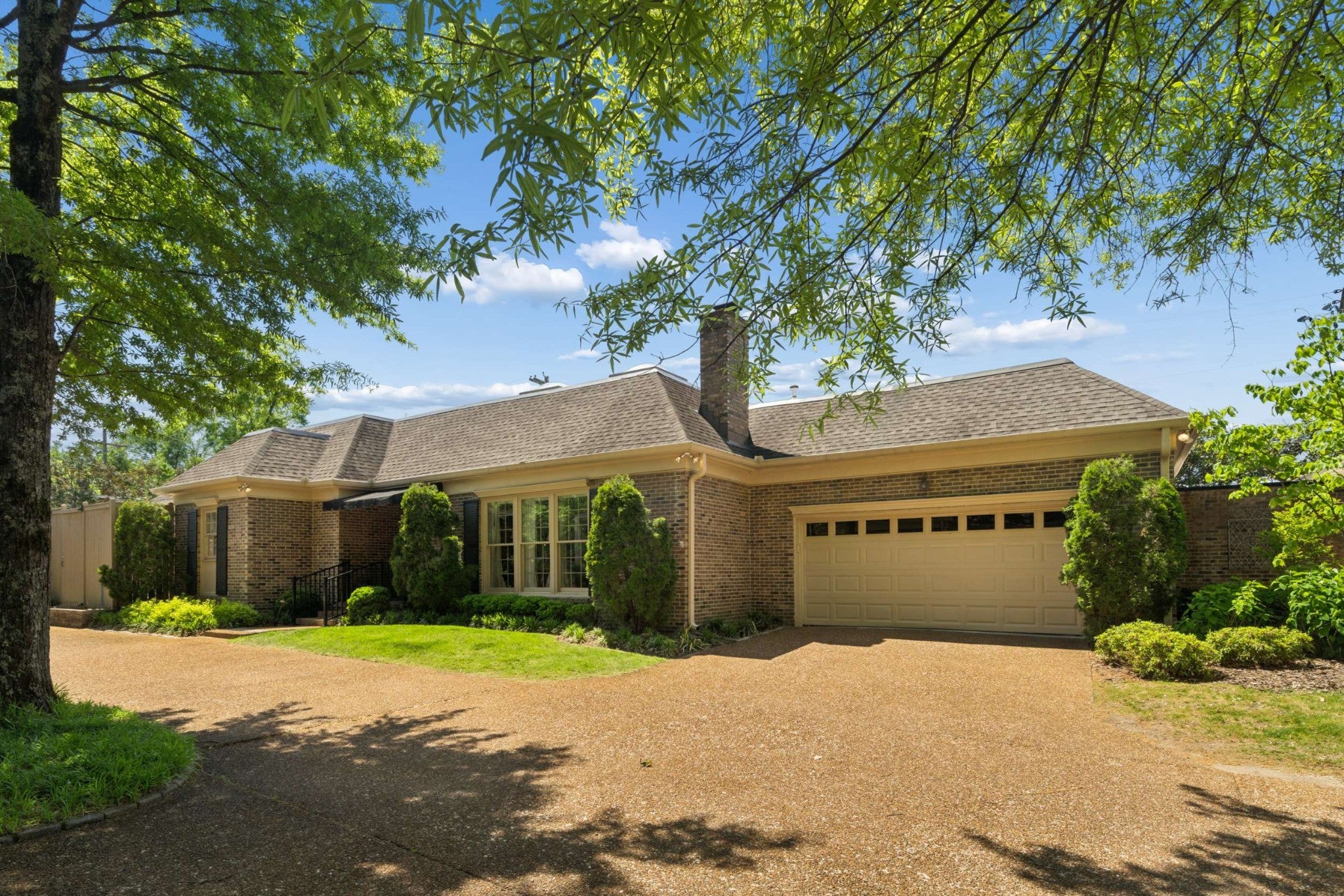 Photo of Listing #3178326