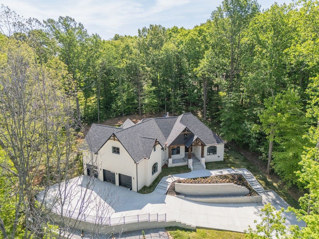 126 Dogwood Ct, Dickson