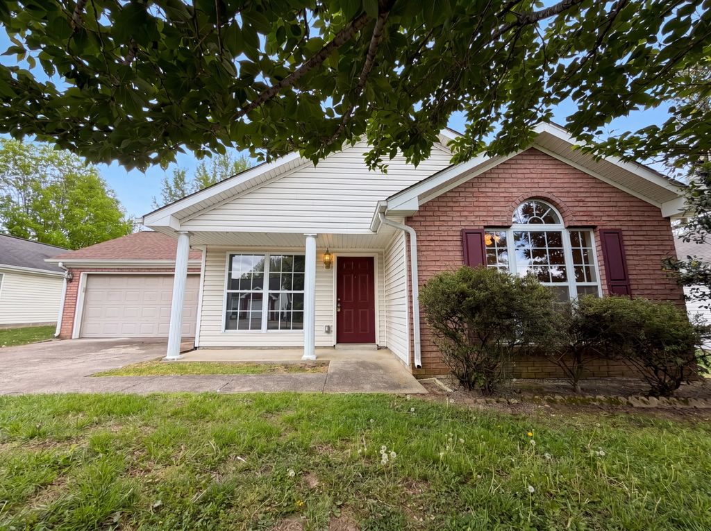 112 Westchester Dr, White House
