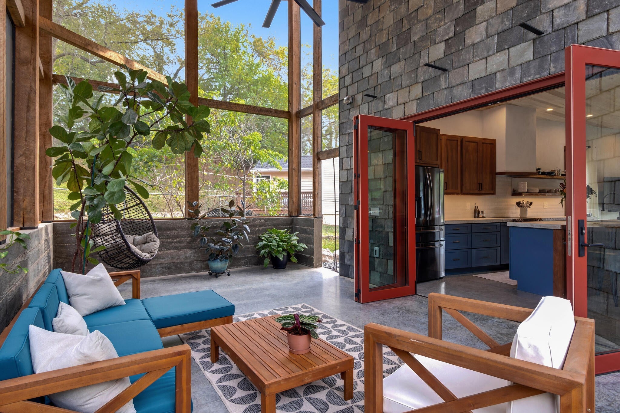 Photo of Listing #3178739