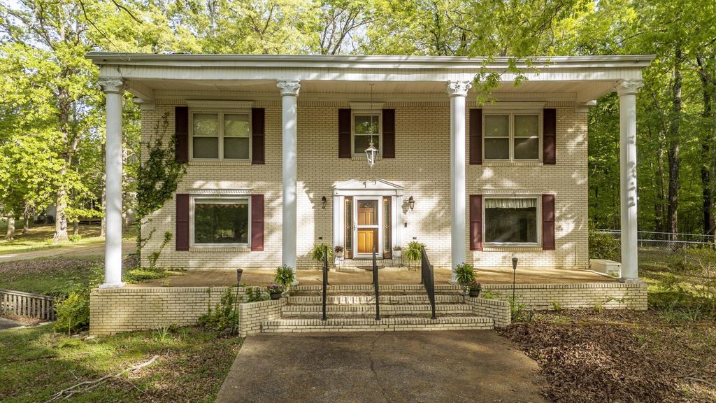 101 Bob St, Selmer
