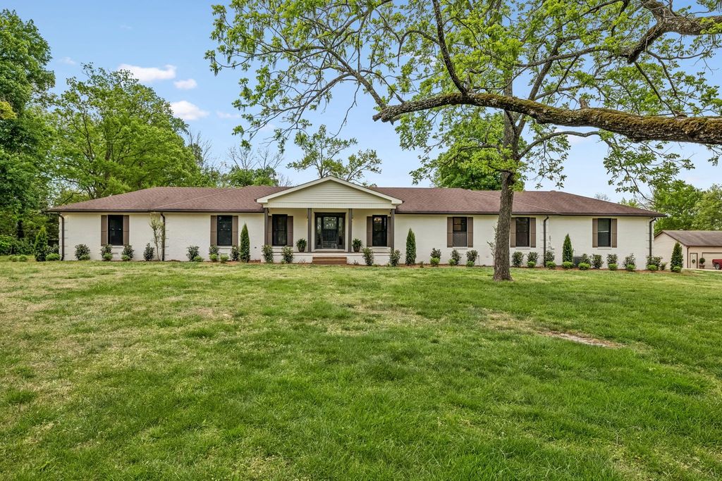 494 Eastover Rd, Lebanon