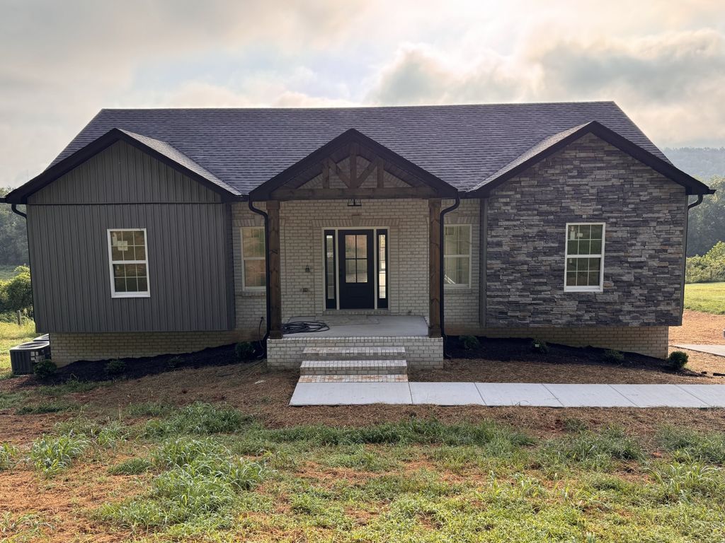 476 Buckeye Road, Cumberland City