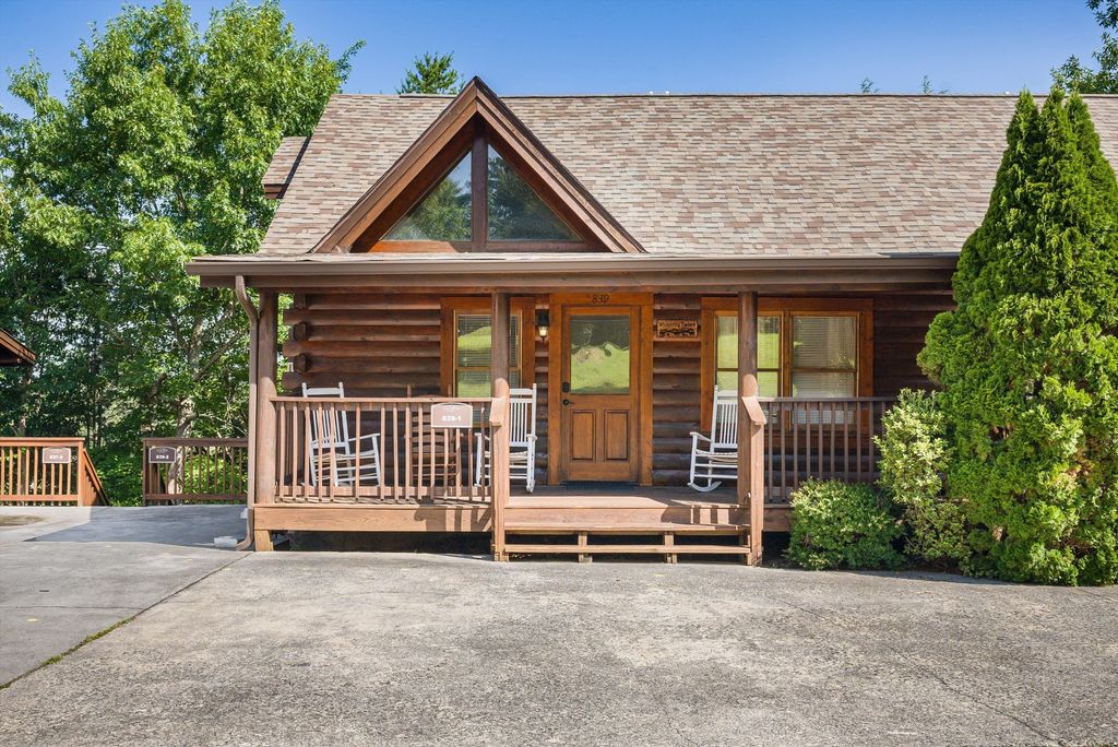 839 Golf View Blvd, Pigeon Forge