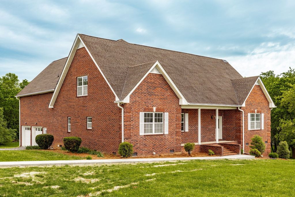 101 Oakland Dr, Gallatin