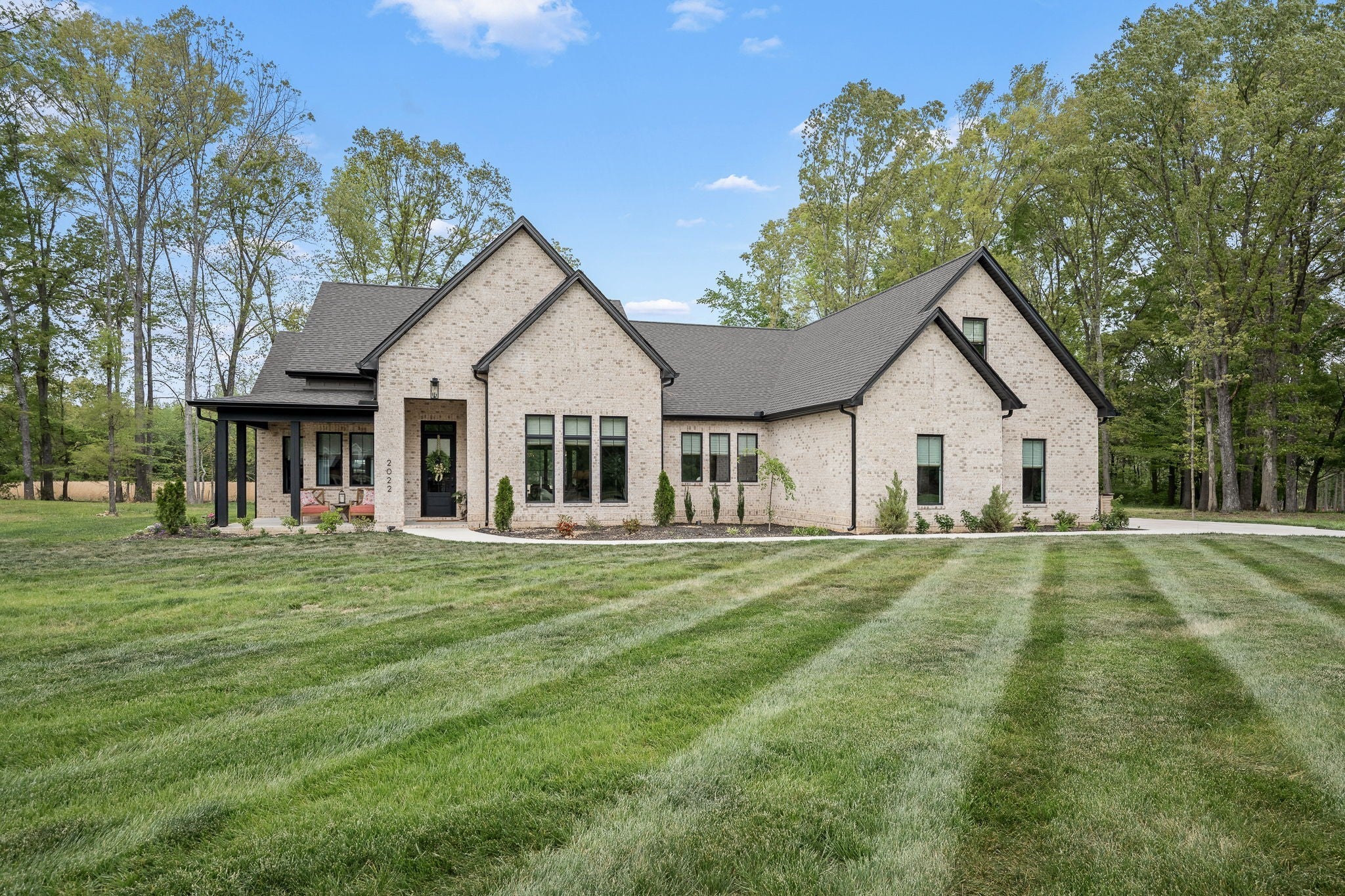 Photo of Listing #3179856