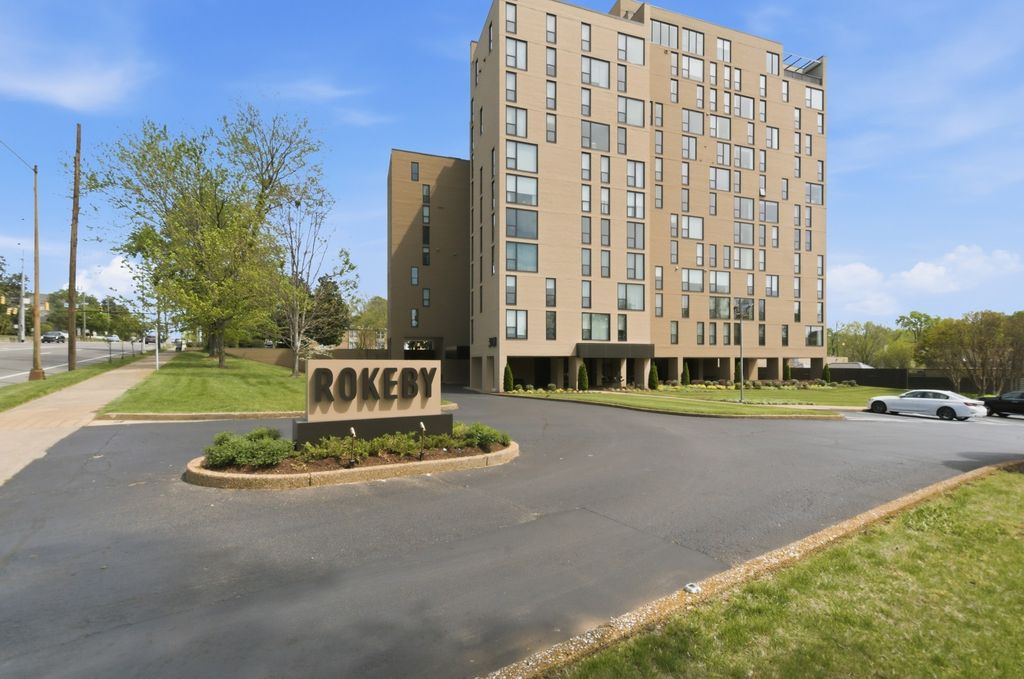 3901 West End Ave 706, Nashville
