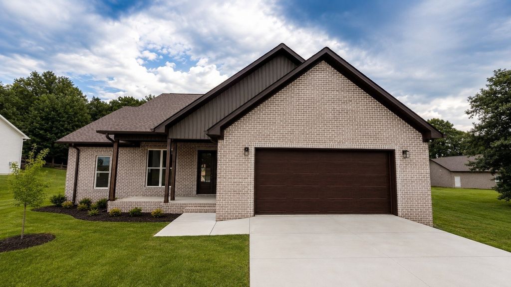 100 Lexie Ln, Lawrenceburg