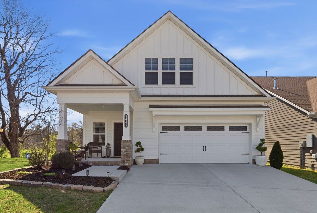 9645 Kaplan Ave, Brentwood